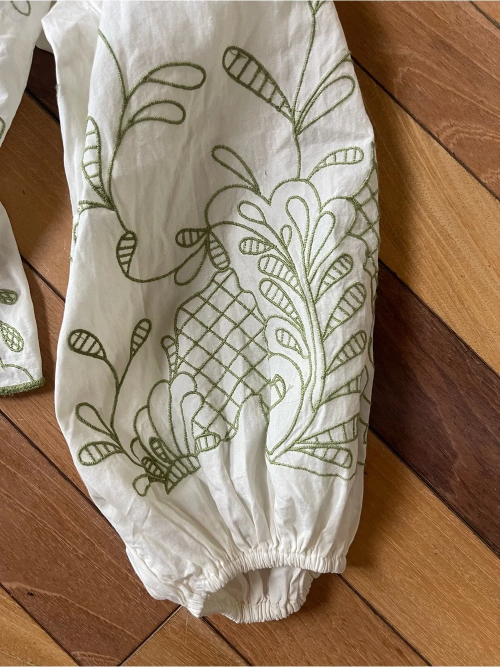 Anthropologie Puff Sleeve Embroidered Blouse Size Large Cottagecore Boho